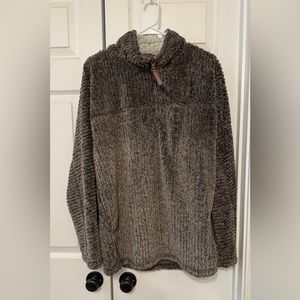 True Grit Men’s medium pullover